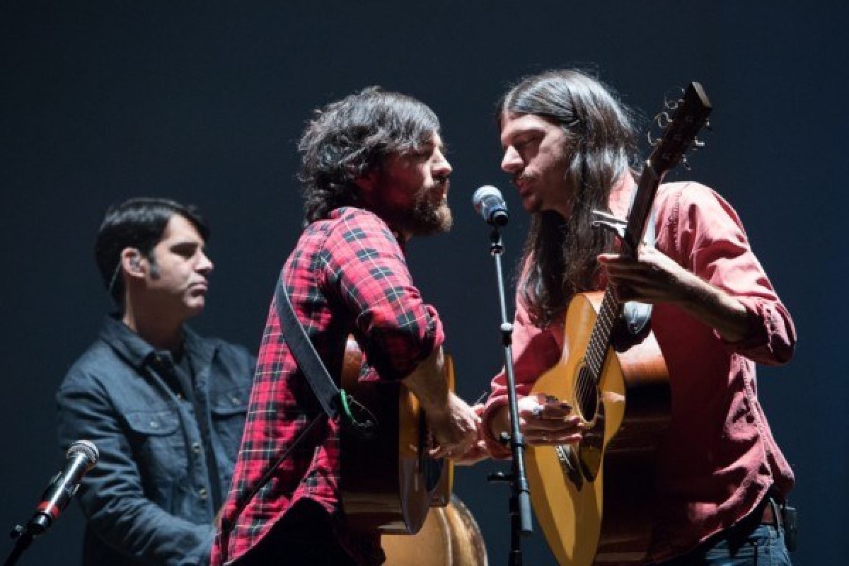 Past Performers: Avett Brothers image